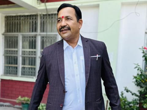 भुक्तानी नभएको प्रति मेयर पौडेलले भने : ‘इटहरीमा पनि समस्या छ’  