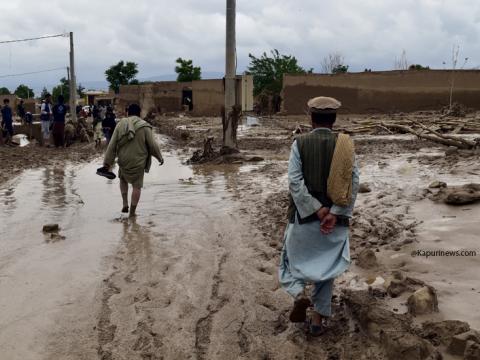 अफगानिस्तानमा विशाल बाढीले ३०० जनाको मृत्यु, २ हजार बढी घर बगायो