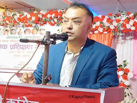 काँग्रेस गणतन्त्रमा प्रतिबद्ध छ, प्रजातन्त्र र राजतन्त्र सँगै जान सक्दैन : महामन्त्री थापा 