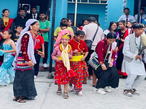च्याम्पियन स्कुलमा साकेला नृत्य प्रतियोगिता 