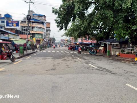 निजी सवारीलाई भाडामा चलाउन पाउने नियमको विरोधमा यातायात व्यवसायीद्वारा यातायात बन्द