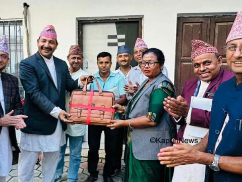 क्रेन खरिद गर्ने, विद्यालयको पोसाक समान बनाउने 