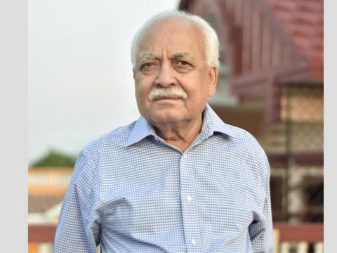 शीर्ष नेताहरूको अविवेक र दुराचरणको सजाय राजनीतिक दललाई दिनु हुँदैन