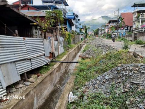 श्रमदानको नारायण पथ ड्रेन निर्माणमा उपमहानगरपालिकाको २३ लाख ८३ हजार
