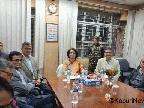 बिपी प्रतिष्ठानकाे सिनेट बैठकबारे पदाधिकारीहरुसंग छलफल गर्न स्वास्थ्य मन्त्री धरानमा बिपी प्रतिष्ठानकाे सिनेट बैठकबारे पदाधिकारीहरुसंग छलफल गर्न स्वास्थ्य मन्त्री धरानमा