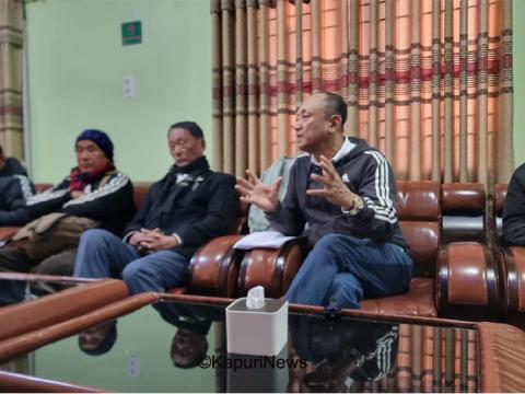 वंशावली पुस्तकको विवादमा असन्तुष्ट पक्षद्वारा आङबुहाङ समाजको साधारण सभा बहिष्कार वंशावली पुस्तकको विवादमा असन्तुष्ट पक्षद्वारा आङबुहाङ समाजको साधारण सभा बहिष्कार