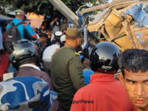धरान–१३ जिरो प्वाइन्टमा स्कुल बस दुर्घटना, ५ जनाको घटनास्थलमै मृत्यु