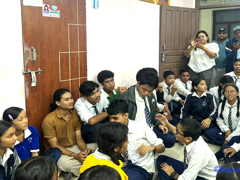 विद्यालय व्यवस्थापन समितिमा राजनीतिको कारण शिक्षक नियुक्ति रोकिएको हो: प्रमुख प्रशासकीय अधिकृत राई 